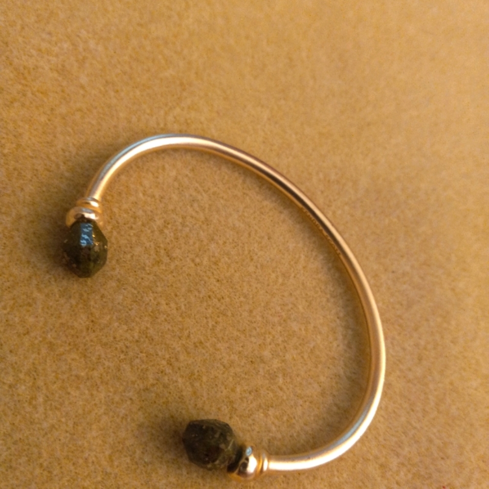 Kendra Scott bracelet